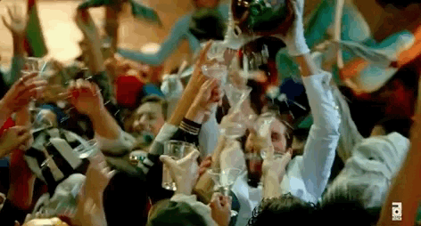 Party1.gif.079025a59f8dc76cf7332b0e33d14e1d.gif