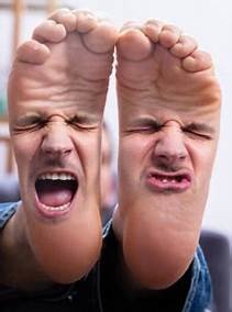 1052658860_Myfeettoday.jpg.3a5099b20e60f9908c8631fd910ef671.jpg